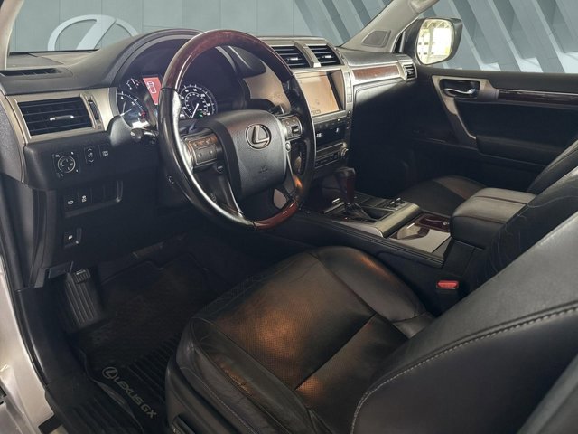 Used 2017 Lexus GX 460 Premium AWD/4WD image 10