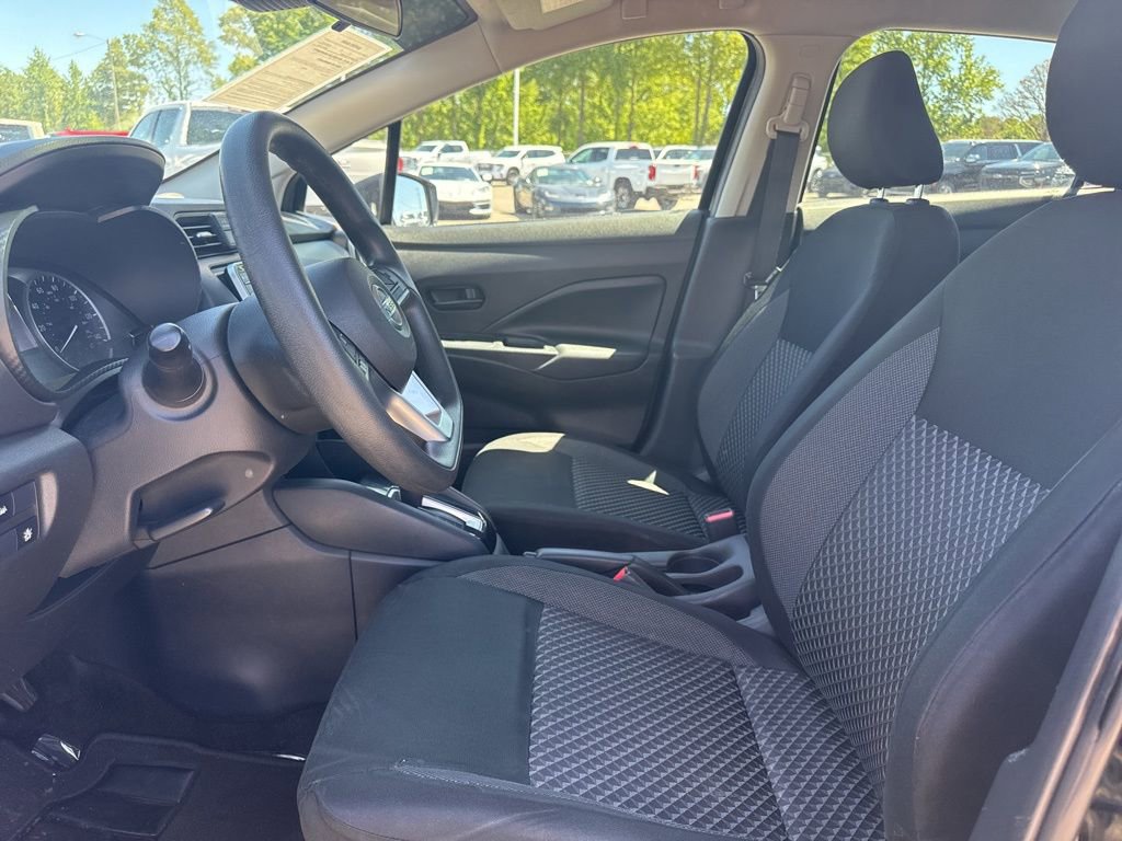 Used 2020 Nissan Versa S FWD image 9