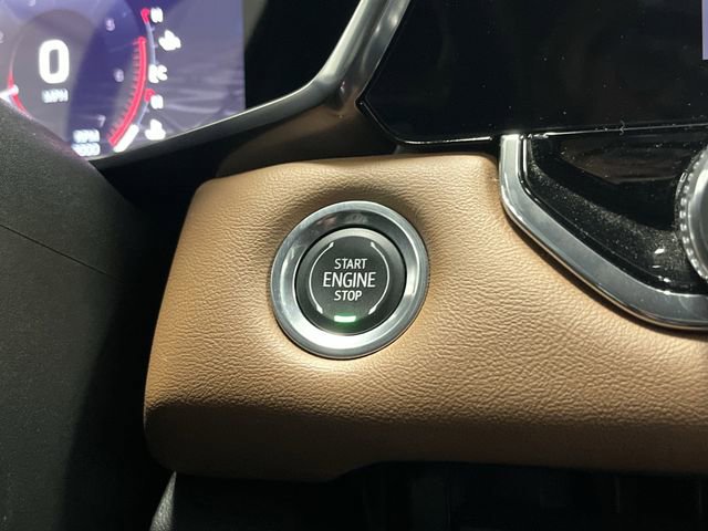 Used 2023 GMC Canyon AT4 image 23