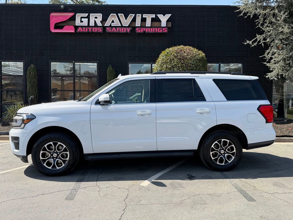 Used 2024 Ford Expedition XLT image 9