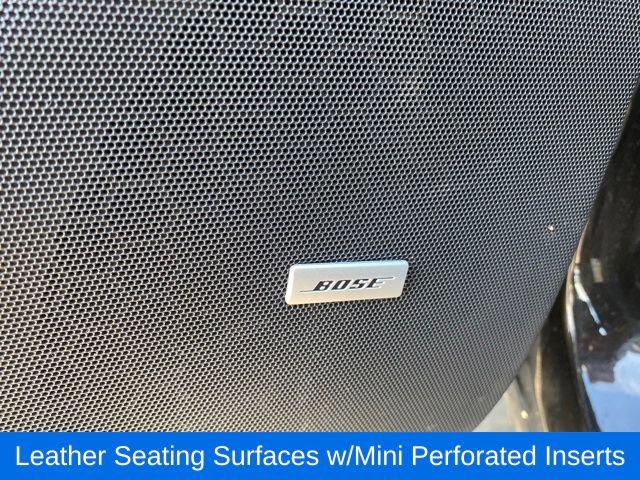 Used 2022 Cadillac XT5 Premium Luxury image 17