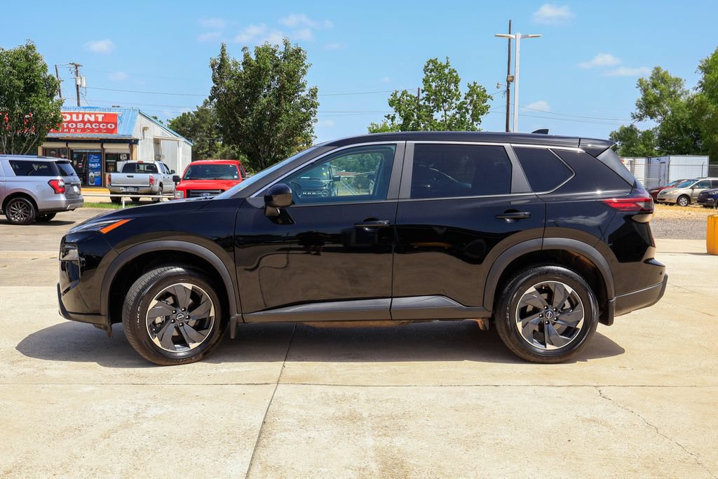 Certified 2026 Nissan Rogue SV w/ Cold Weather Package FWD image 24