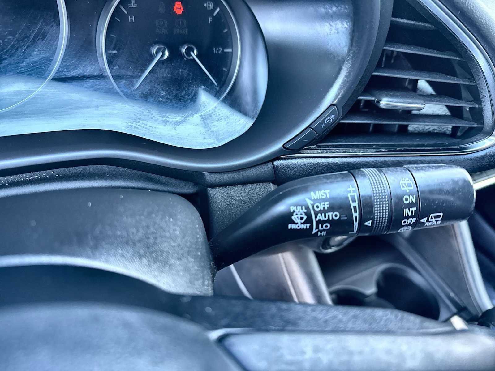 Used 2022 MAZDA MAZDA3 s image 25