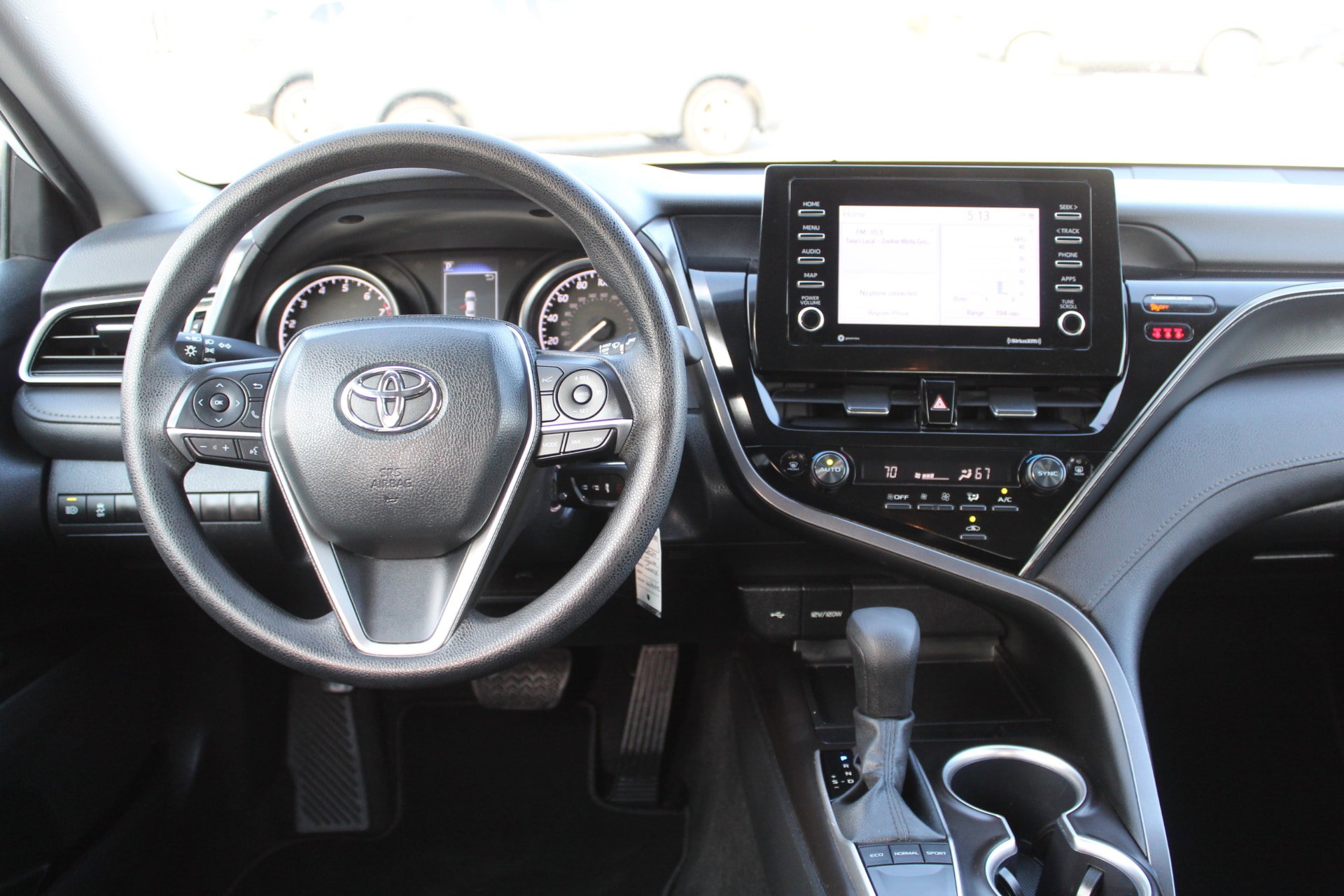 Used 2024 Toyota Camry LE image 21