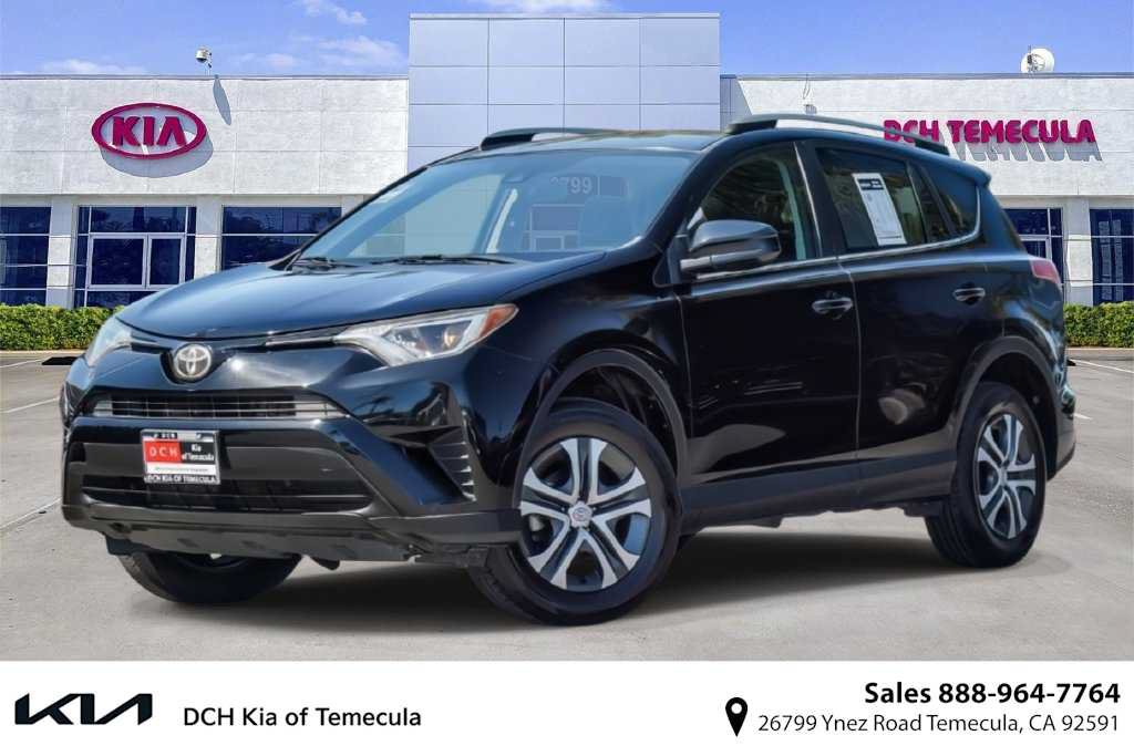 Used 2018 Toyota RAV4 LE w/ Carpet Mat Package
