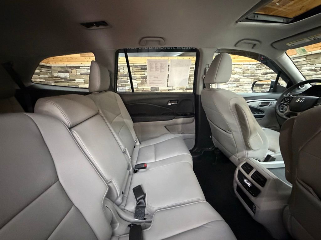 Used 2021 Honda Pilot Special Edition image 31