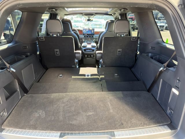 Used 2024 Lincoln Navigator Reserve AWD/4WD image 55