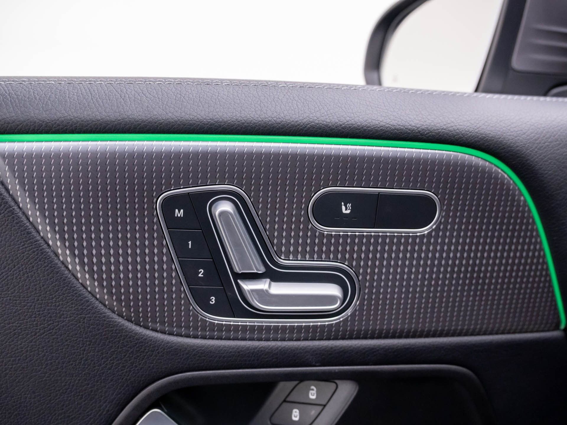 Certified 2022 Mercedes-Benz GLB 250 4MATIC image 14