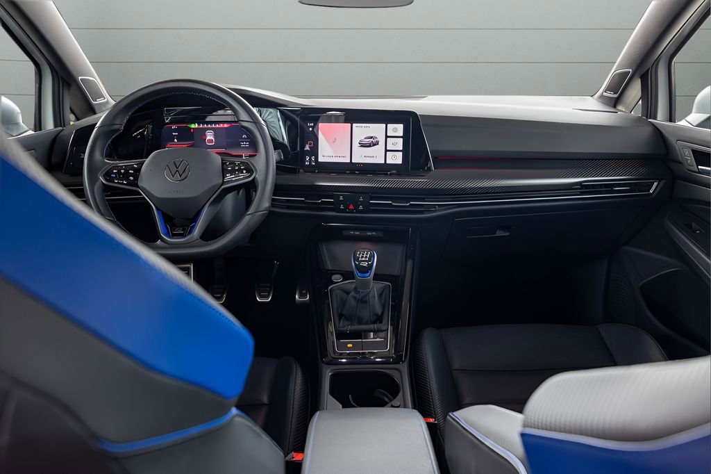 Used 2024 Volkswagen Golf R AWD/4WD image 29