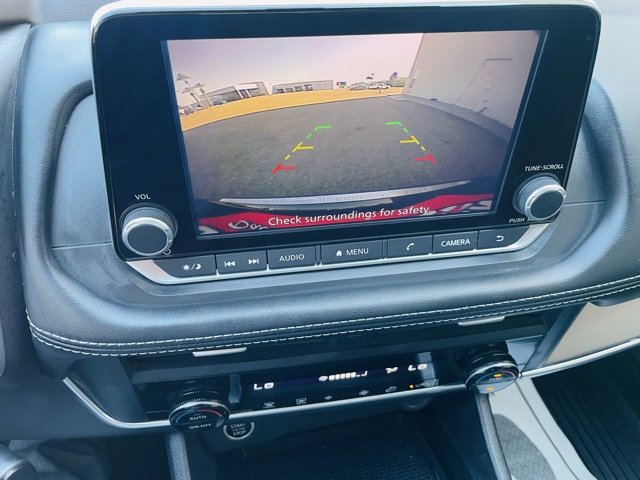 Certified 2023 Nissan Rogue SV image 15