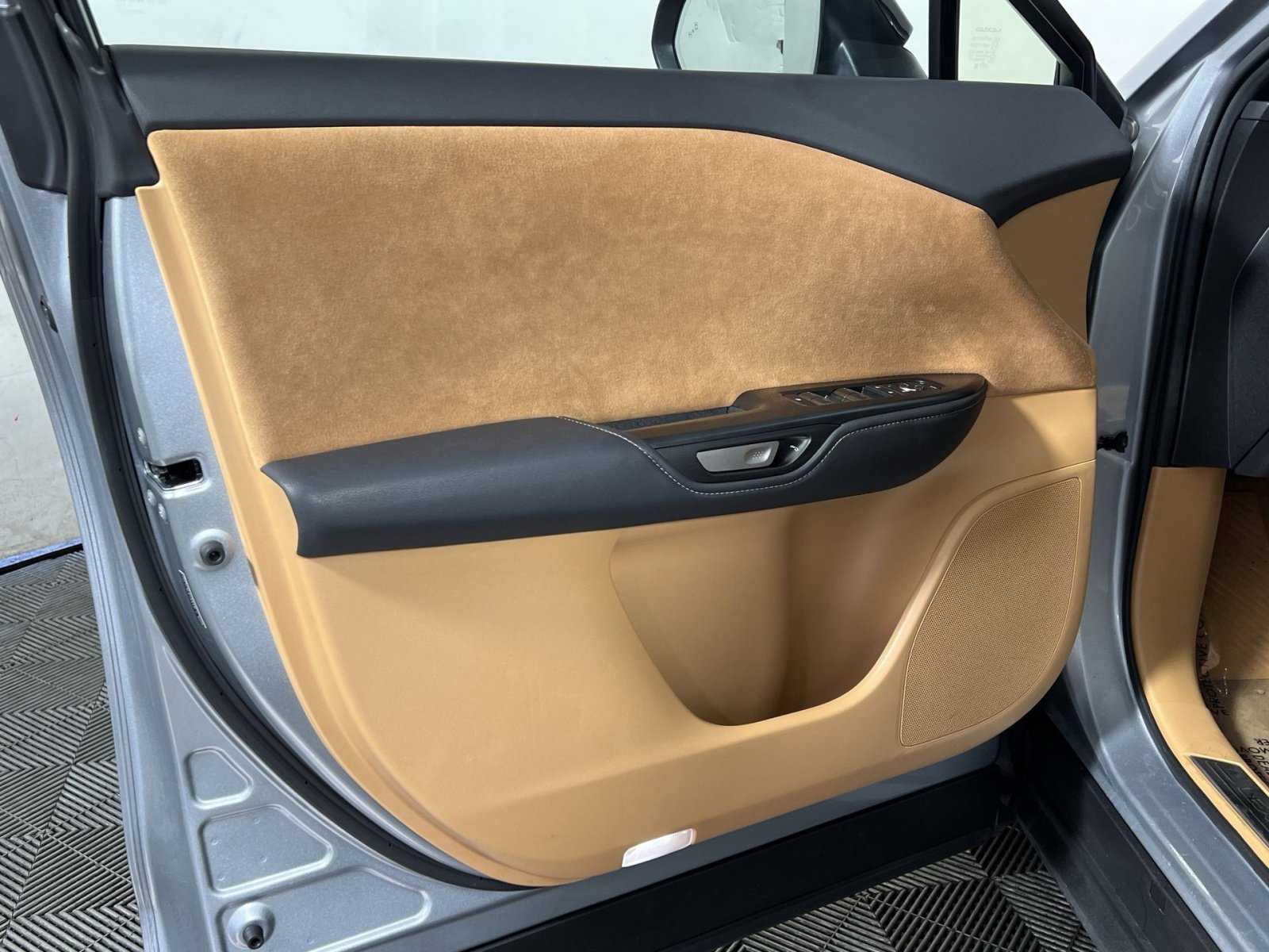 Used 2023 Lexus RZ 450e Premium w/ Accessory Package (2T) AWD/4WD image 14