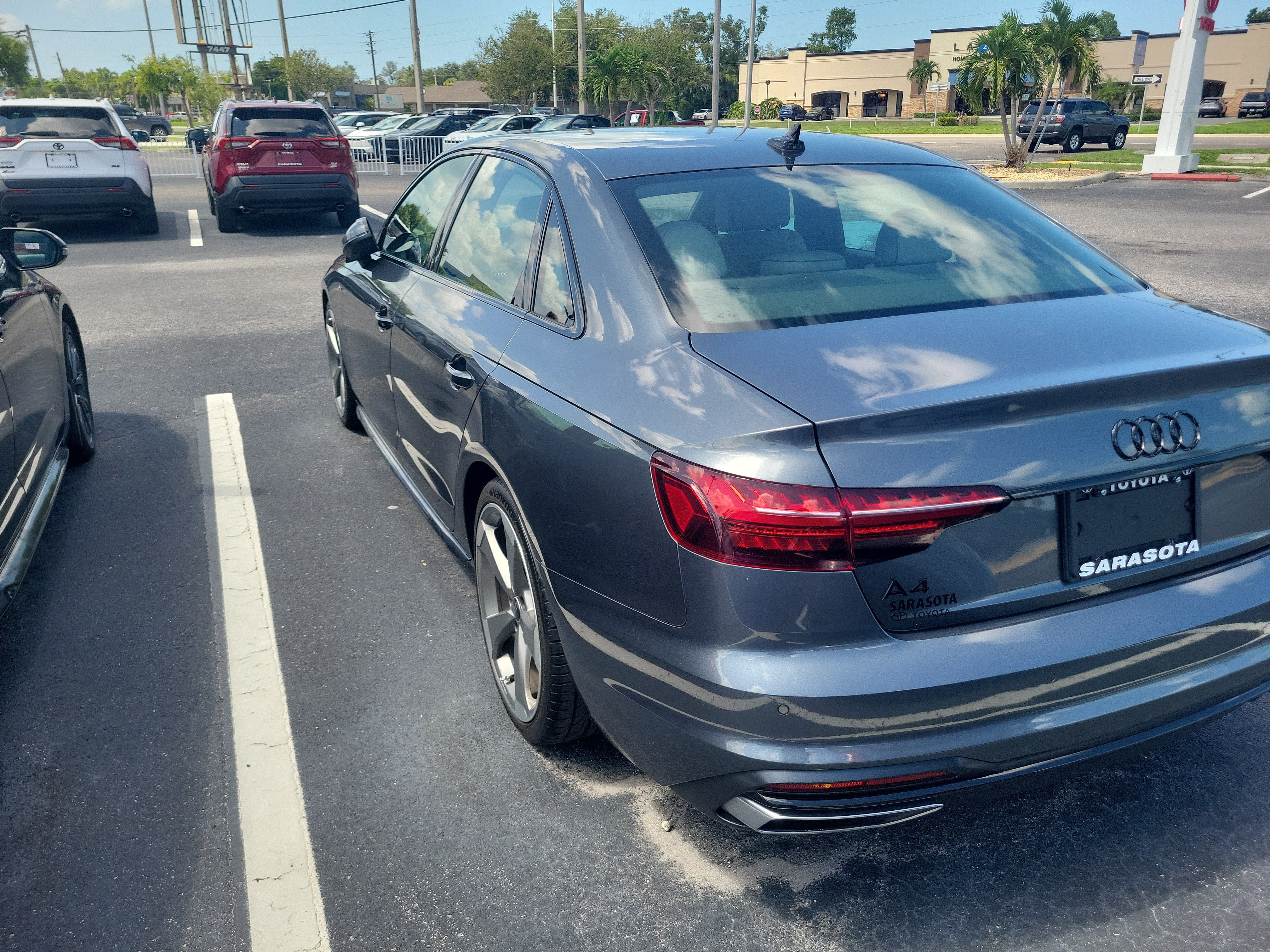 Used 2021 Audi A4 2.0T Premium Plus w/ Premium Plus Package AWD/4WD image 7