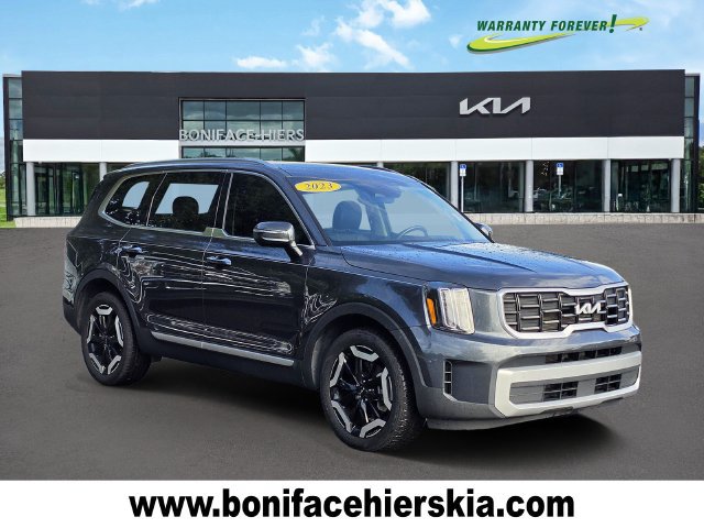 Certified 2023 Kia Telluride S w/ S Sunroof Package FWD image 1