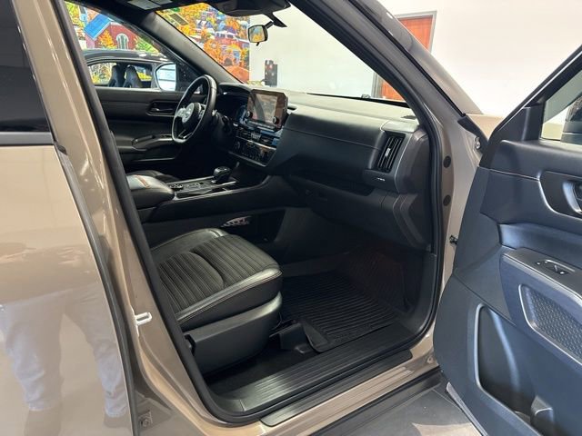 Used 2023 Nissan Pathfinder Rock Creek image 56