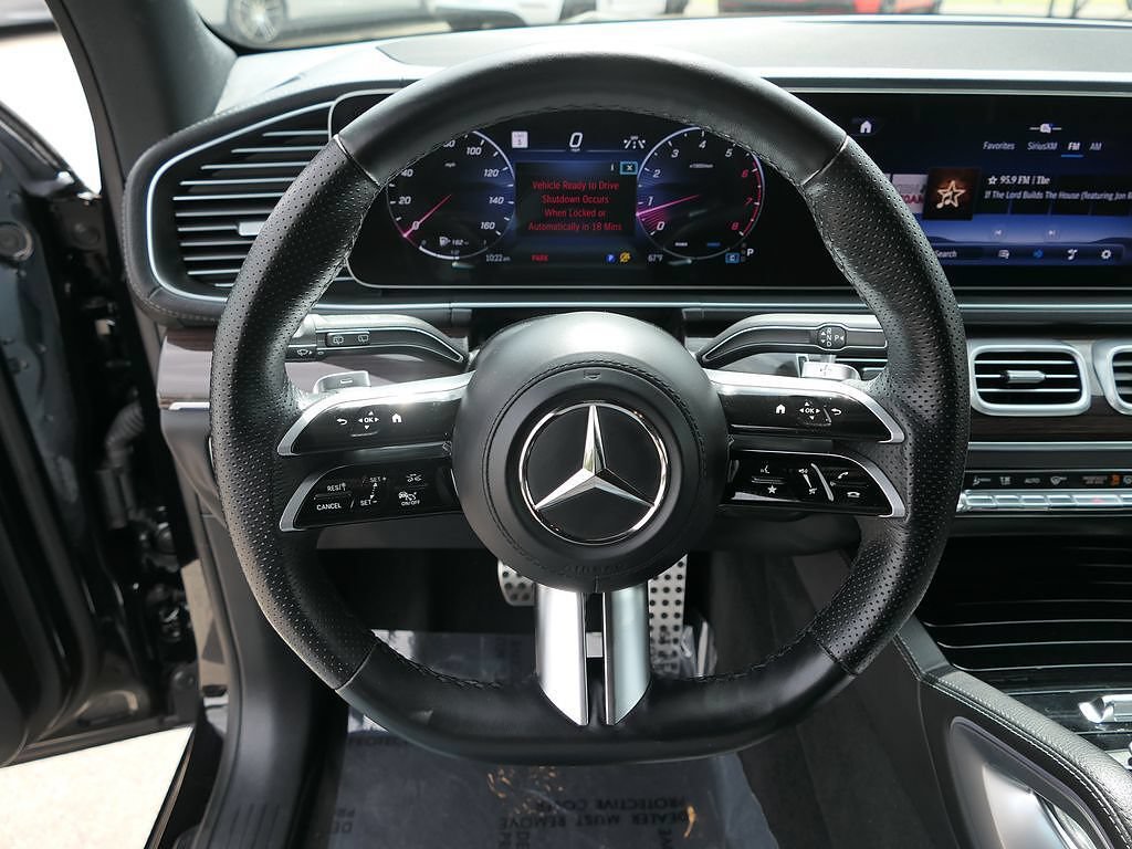 Used 2025 Mercedes-Benz GLS 450 4MATIC image 17