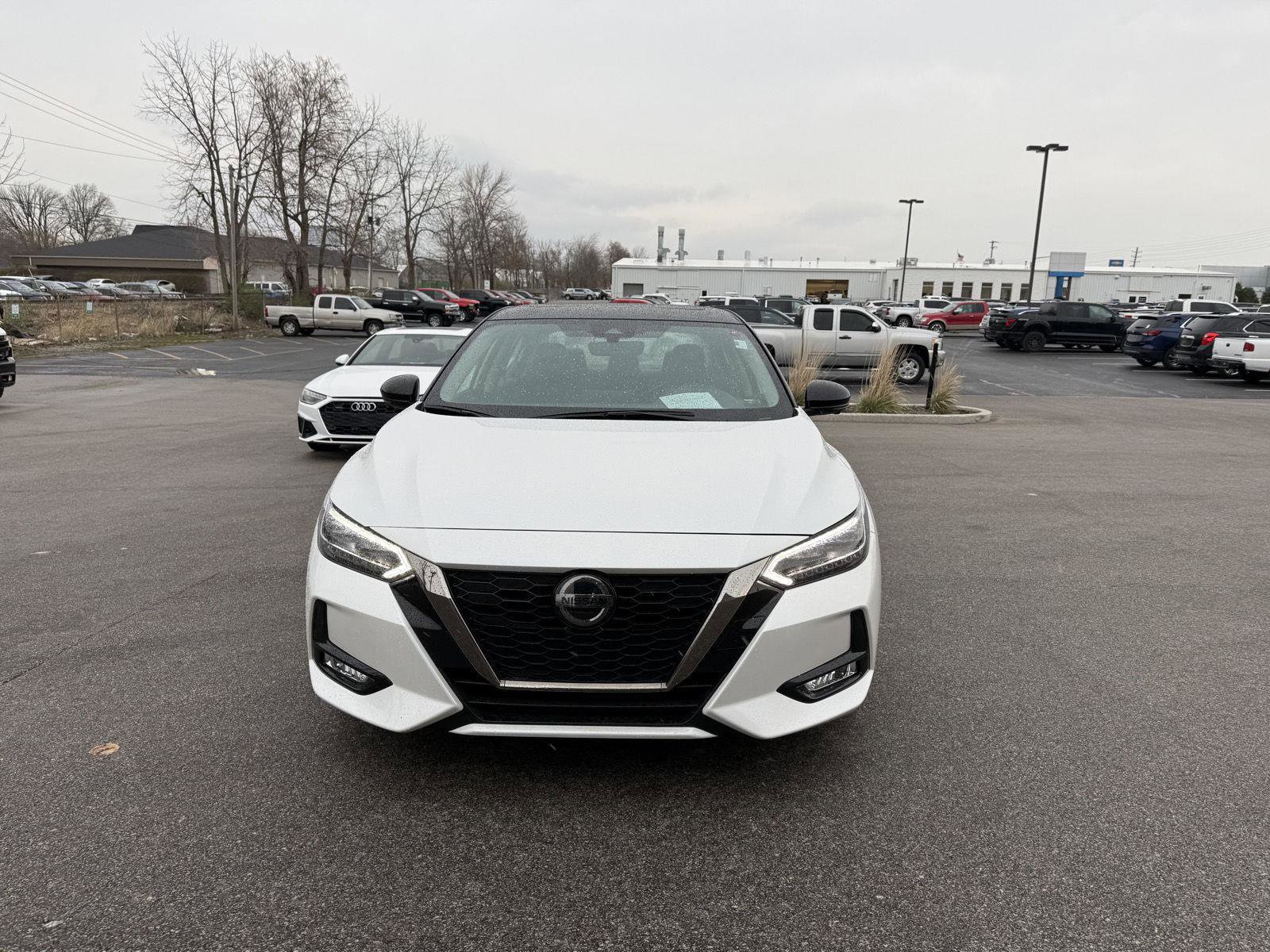 Used 2023 Nissan Sentra SR w/ SR Premium Package image 8