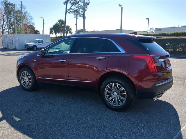 Used 2017 Cadillac XT5 Luxury w/ Driver Awareness Package image 6