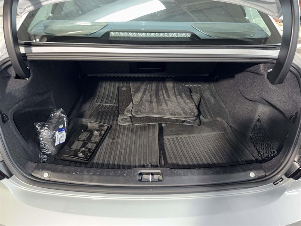 Used 2024 Volvo S90 B6 Ultimate w/ Protection Package Premier image 17