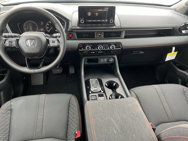 New 2025 Honda Pilot Sport image 14