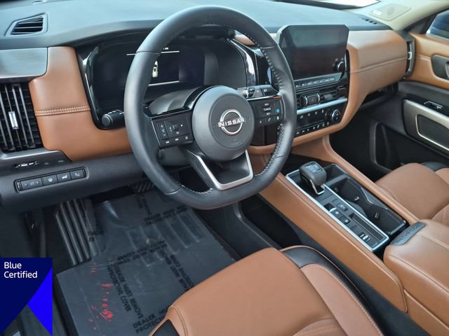 Used 2025 Nissan Pathfinder Platinum w/ Cargo Package FWD image 16