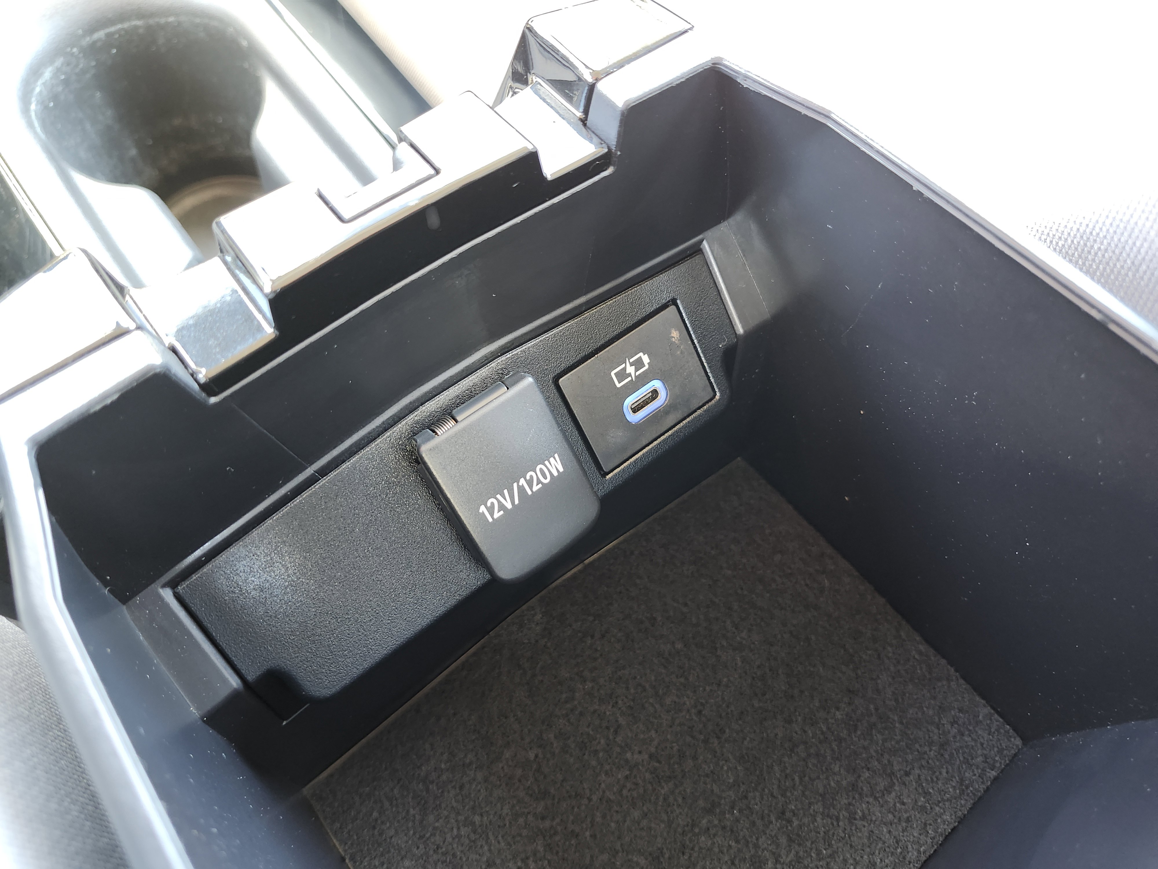 Used 2022 Toyota Corolla LE FWD image 6