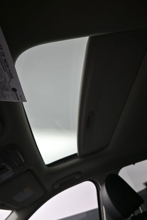 Certified 2022 Kia Telluride EX w/ EX Premium Package FWD image 18