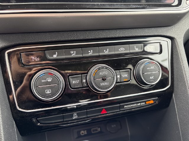 Used 2018 Volkswagen Atlas SEL AWD/4WD image 23