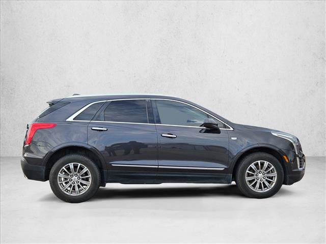 Used 2017 Cadillac XT5 Luxury w/ LPO, Wheel Lock Package FWD image 4