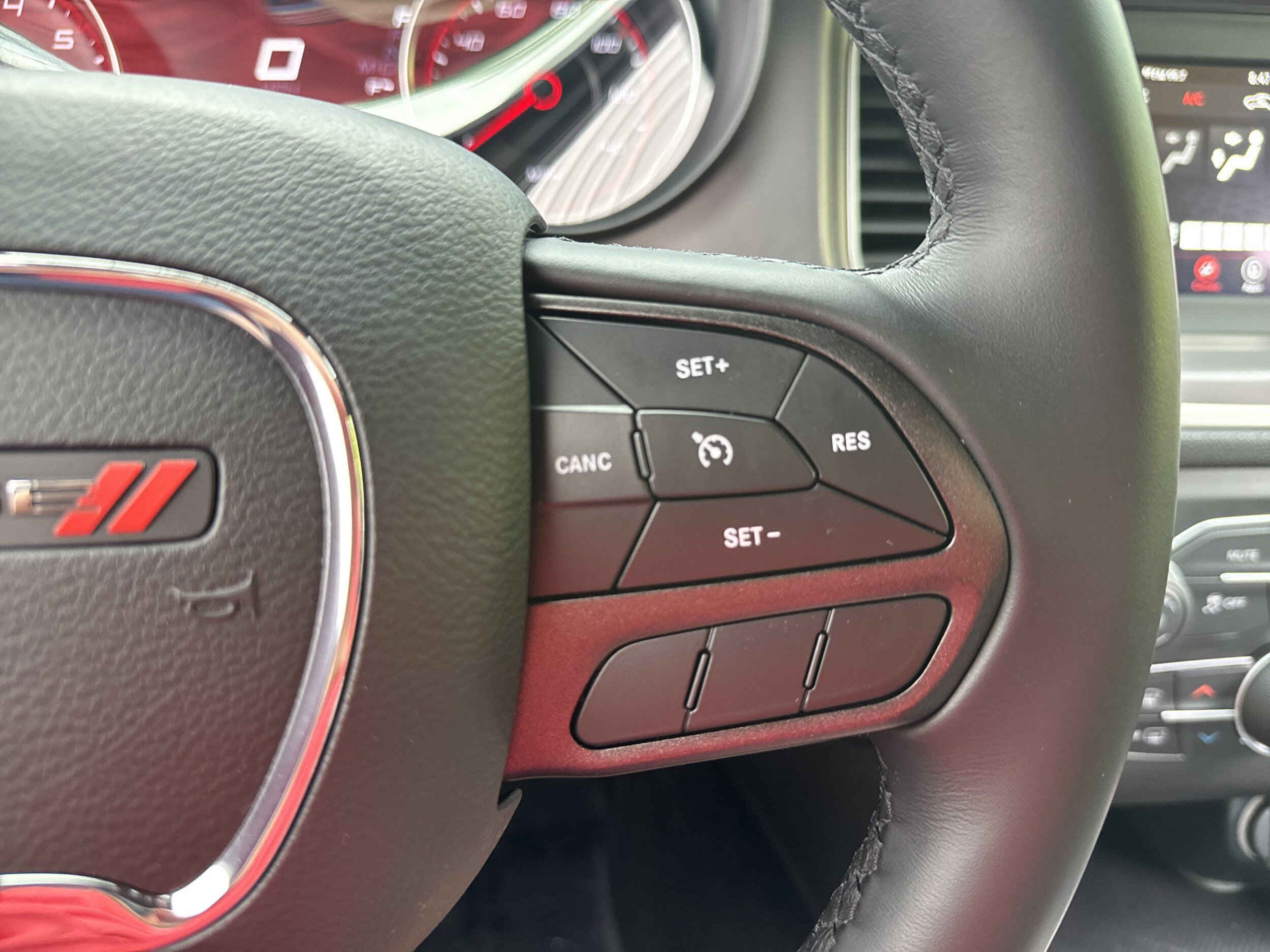 Used 2022 Dodge Charger SXT RWD image 21