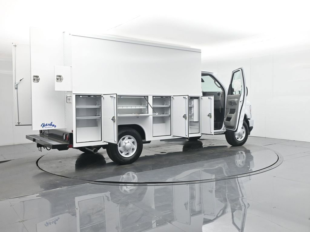 New 2026 Ford E-350 and Econoline 350 Super Duty w/ Power Equipment Group RWD image 4