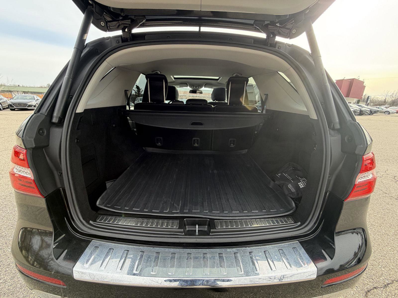 Used 2013 Mercedes-Benz ML 350 4MATIC image 25