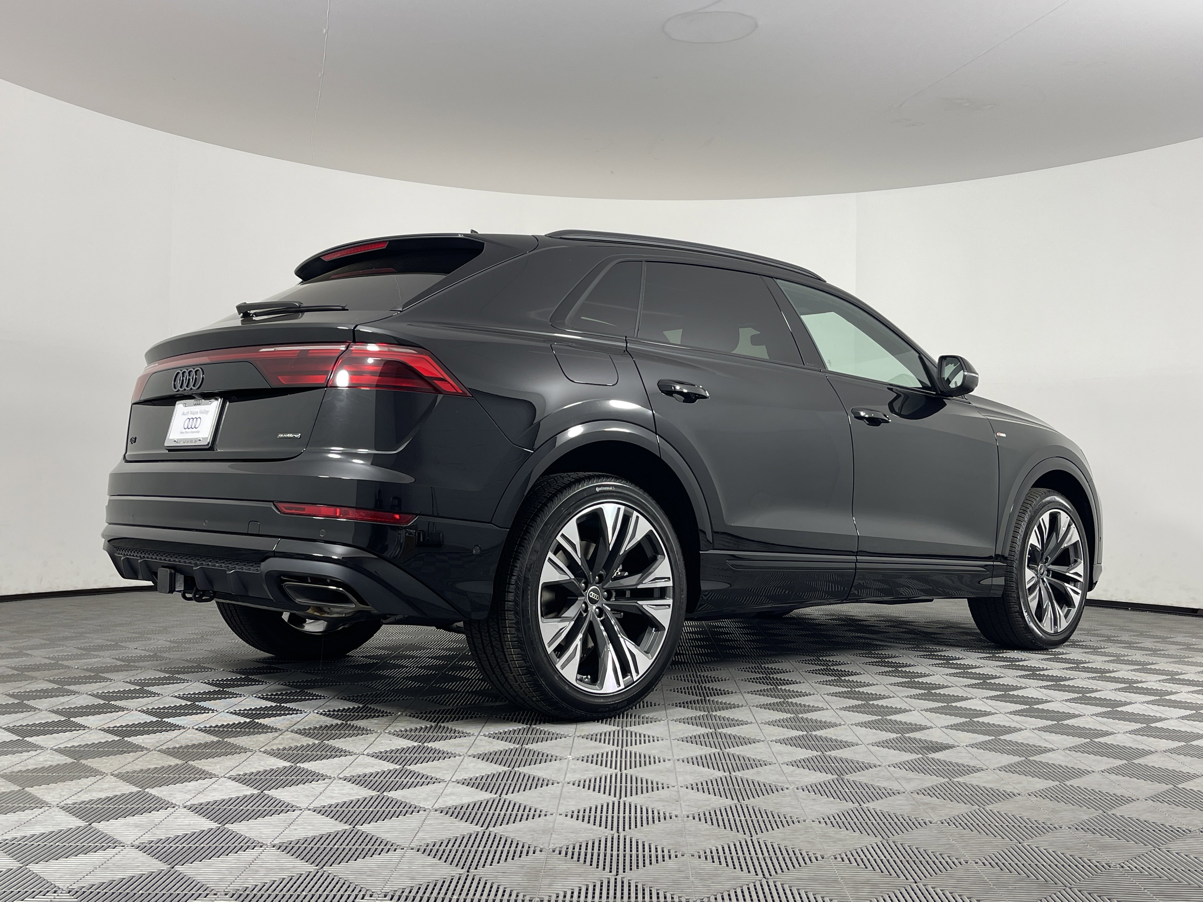 New 2025 Audi Q8 Premium Plus image 19