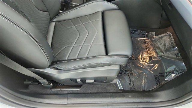 Used 2025 BMW X2 xDrive28i image 22