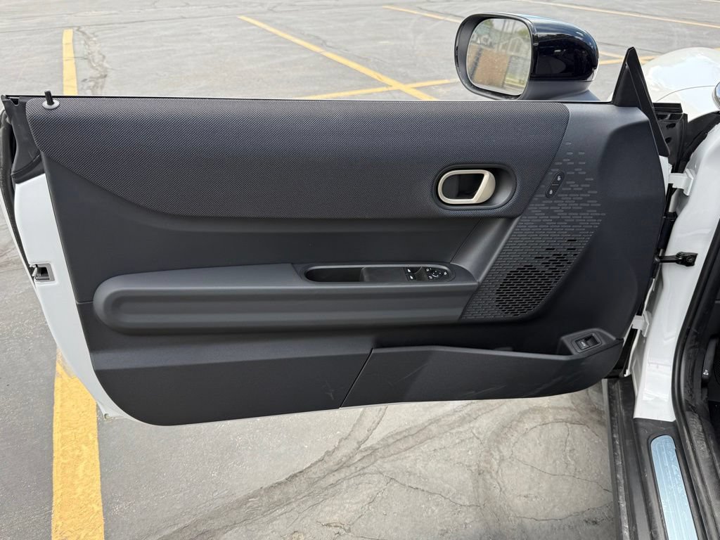 New 2026 MINI Cooper 2-Door Hardtop FWD image 9