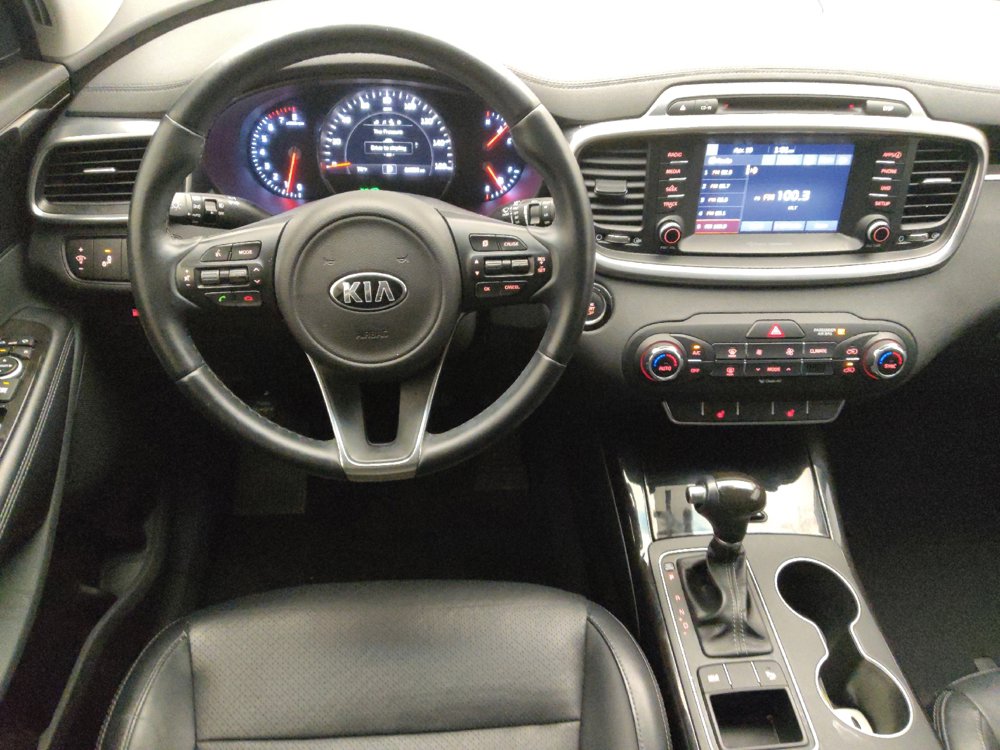 Used 2018 Kia Sorento EX FWD image 22