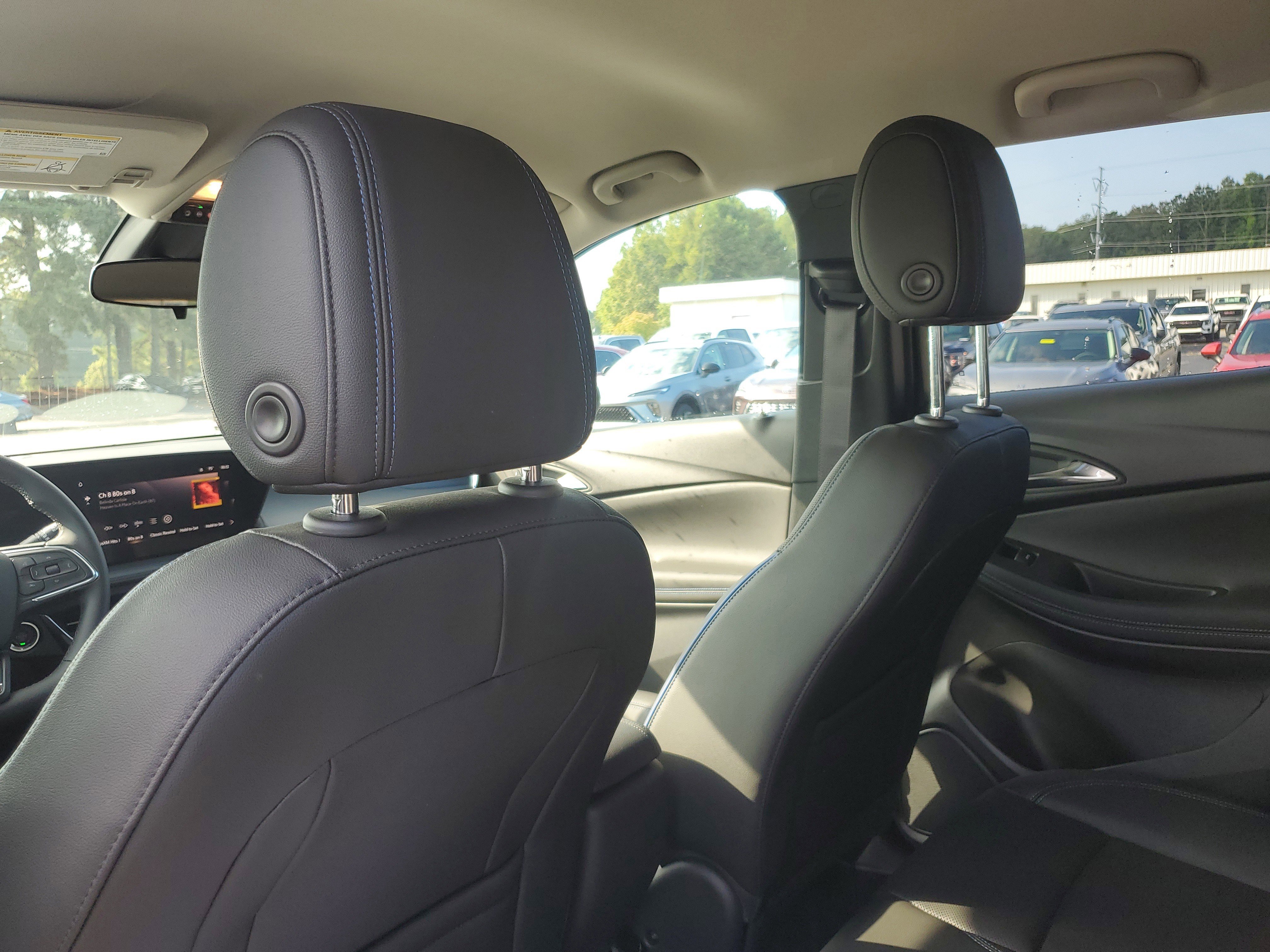 New 2026 Buick Encore GX Sport Touring image 7