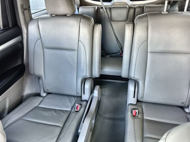 Used 2014 Toyota Highlander XLE image 30