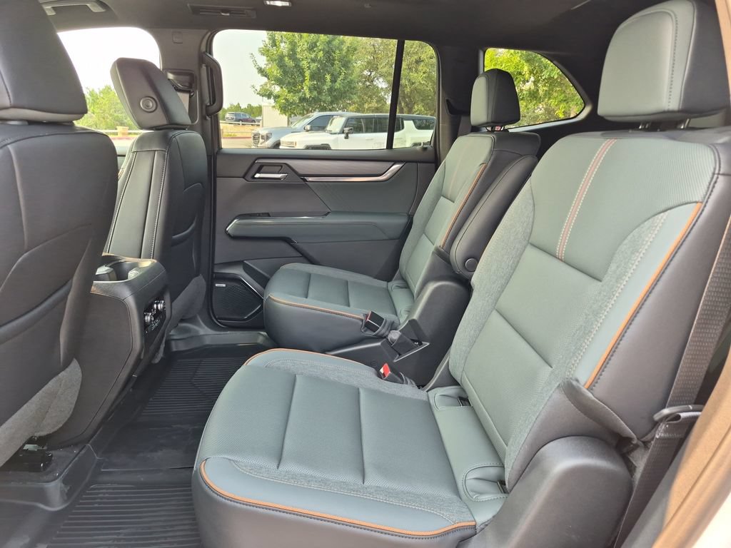 New 2027 GMC Acadia AT4 w/ Luxury Package AWD/4WD image 36
