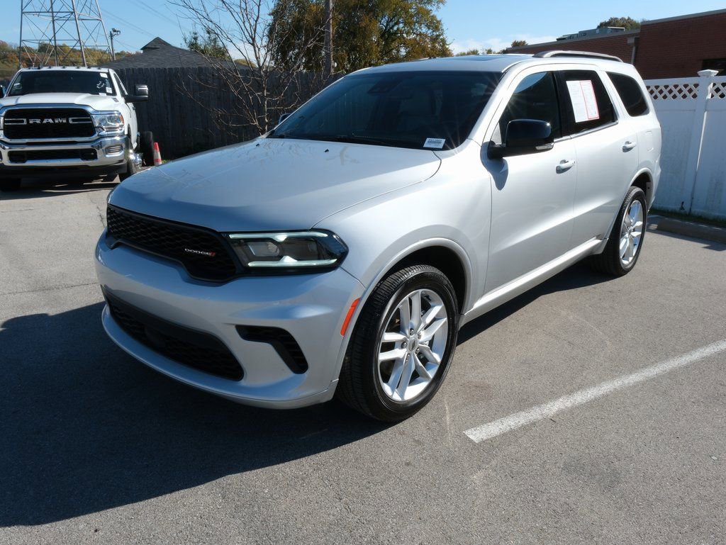 Used 2024 Dodge Durango GT image 11