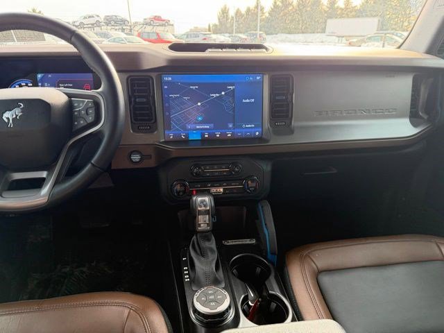 Used 2023 Ford Bronco Outer Banks image 17
