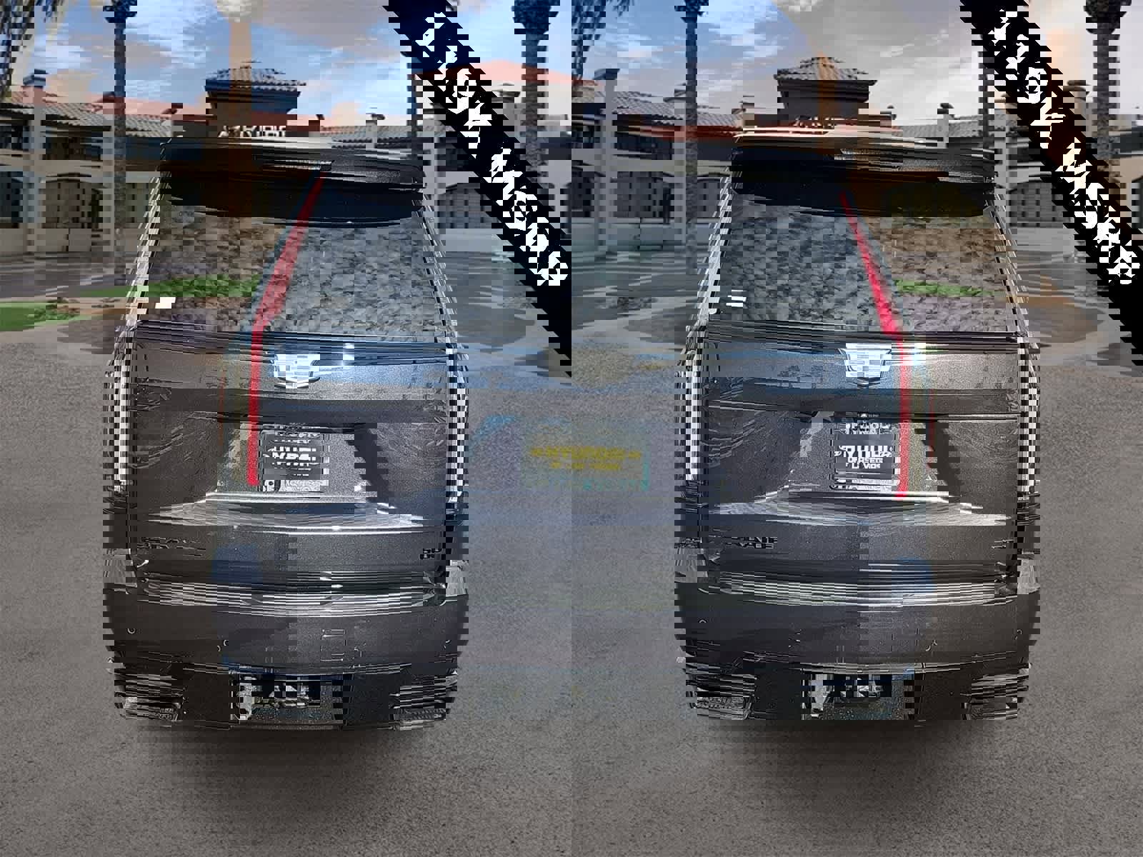 Used 2024 Cadillac Escalade ESV Sport Platinum image 7