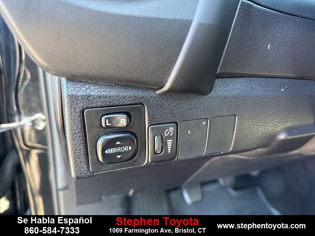 Used 2019 Toyota Corolla SE image 13