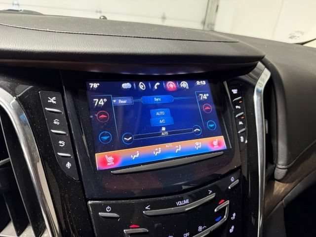 Used 2016 Cadillac Escalade Premium AWD/4WD image 21