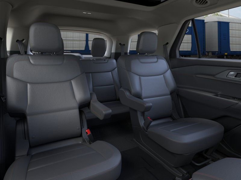 New 2026 Ford Explorer Active w/ Active Comfort Package AWD/4WD image 12