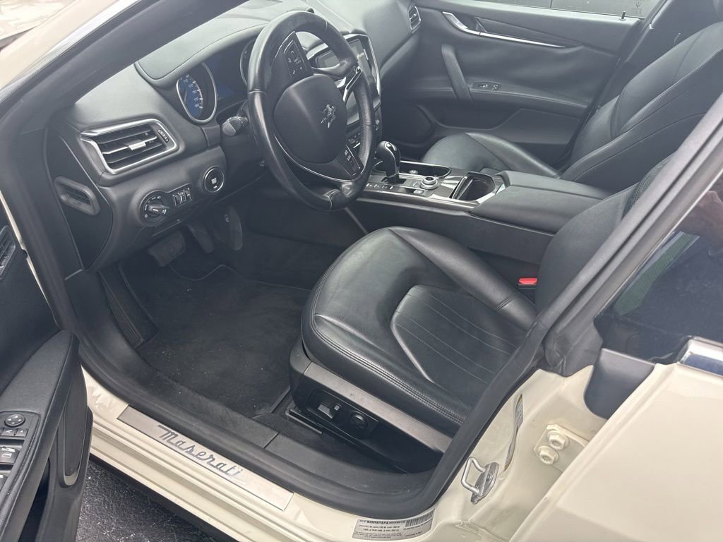 Used 2018 Maserati Ghibli RWD image 3