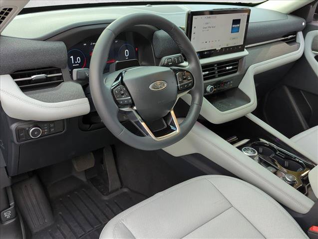Used 2025 Ford Explorer Platinum w/ Ultimate Package RWD image 10