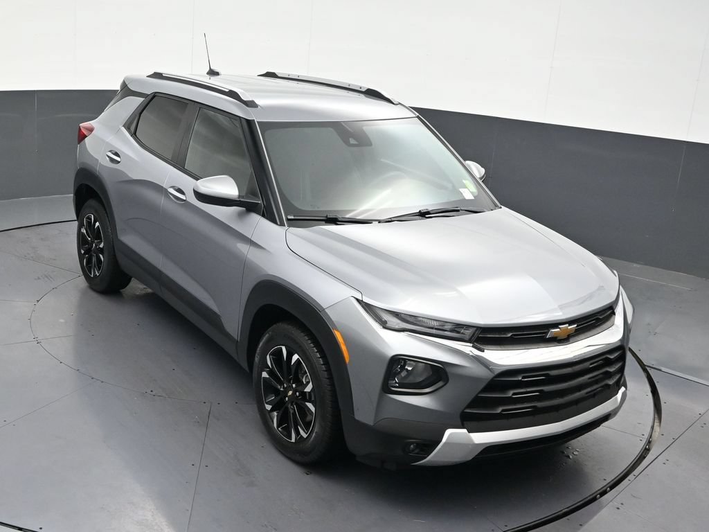 Used 2023 Chevrolet TrailBlazer LT FWD image 26