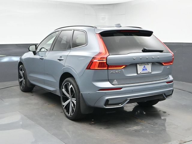 Used 2023 Volvo XC60 B5 Ultimate w/ Climate Package FWD image 8