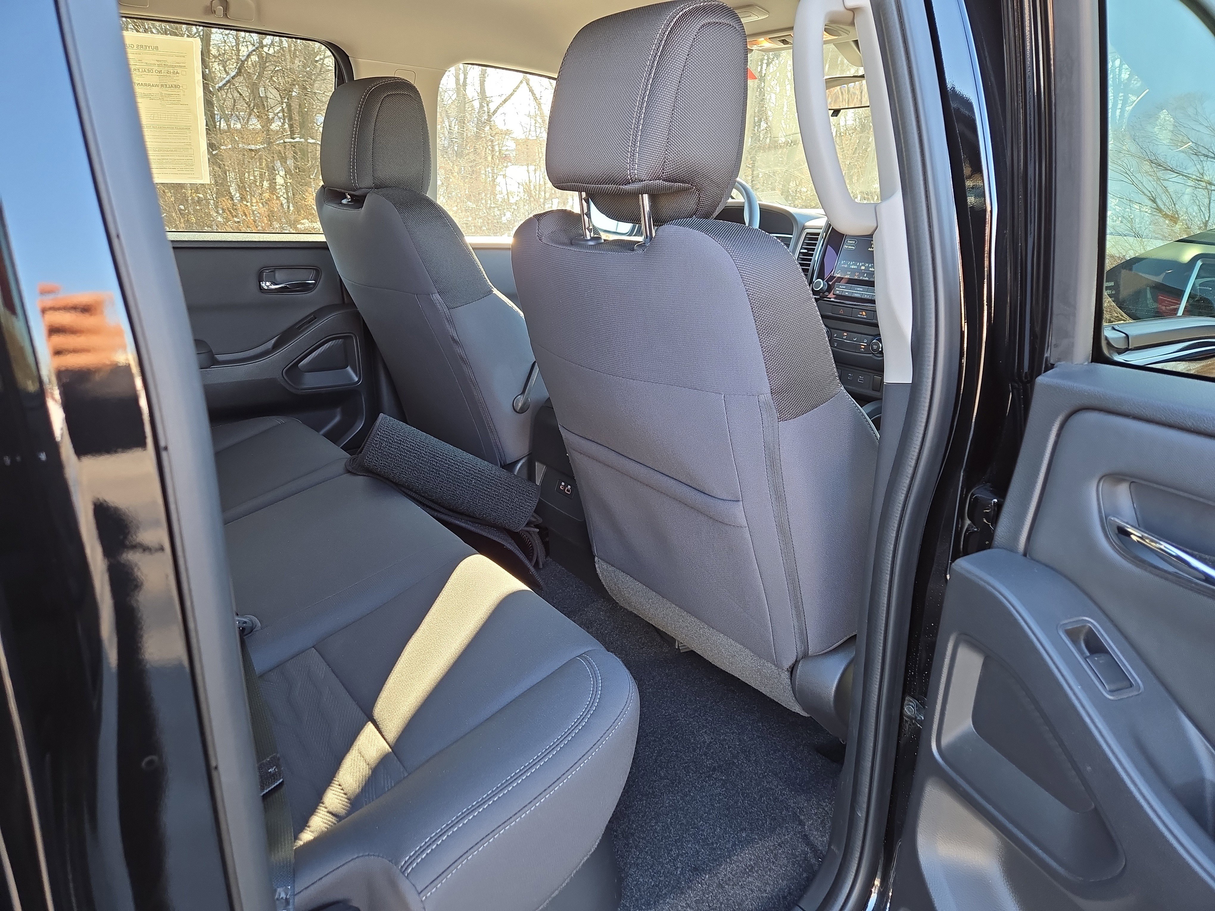 Certified 2023 Nissan Frontier SV w/ Technology Package image 28