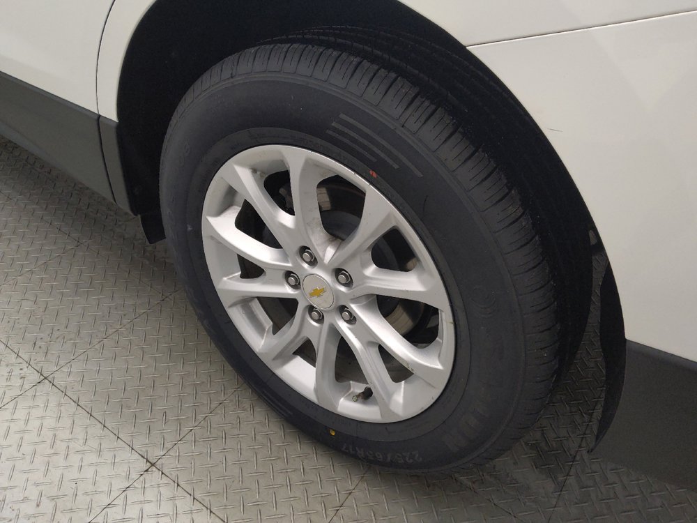 Used 2020 Chevrolet Equinox LT FWD image 31